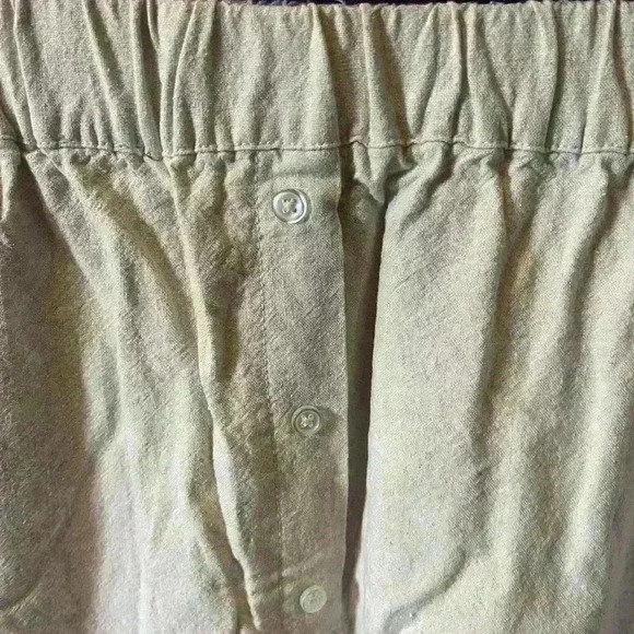 Women’s ASOS Linen Shorts - Picture 2 of 4